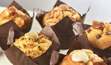 What’s the difference between a muffin and a cupcake?